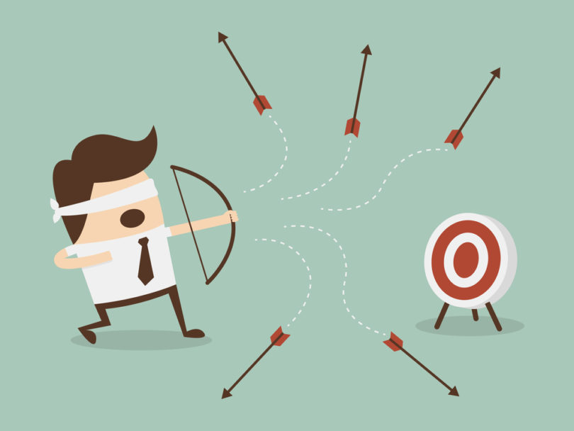 Команда празднует достижение цели